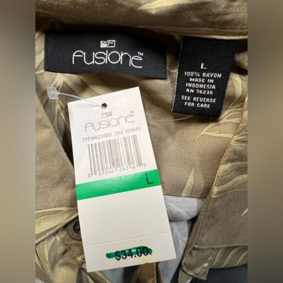 FUSIONE Hawaiian Shirt – Khaki with White Leaf & Floral Print - Picture 2 of 3